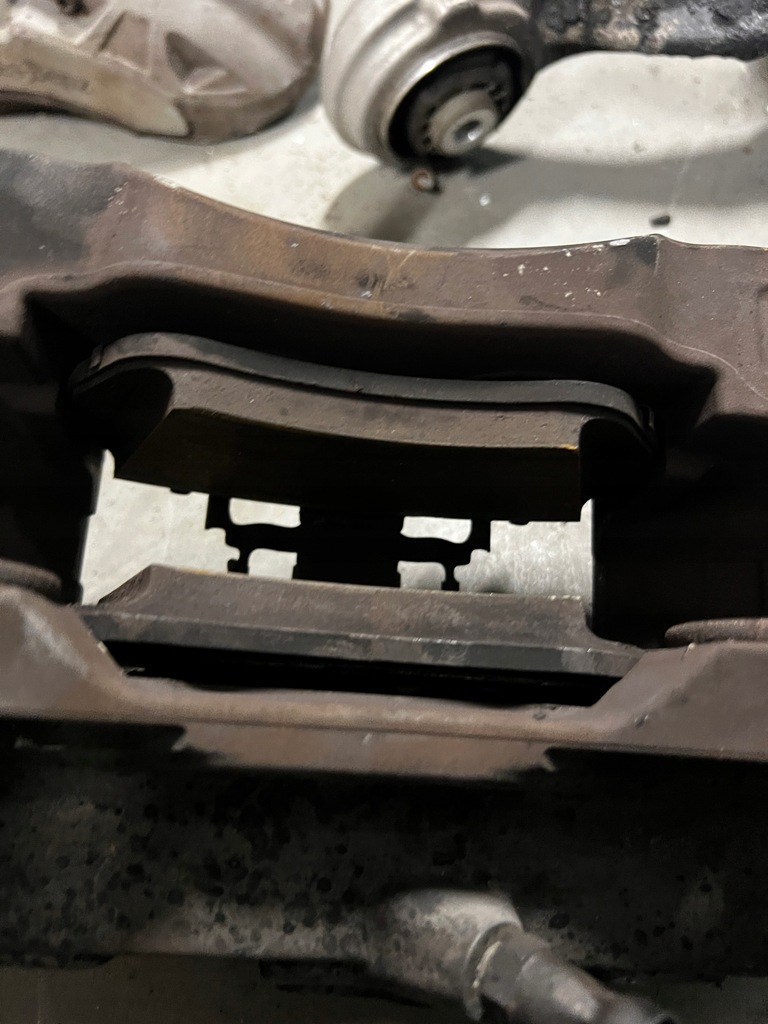 фото №7, Супорт гальмівний перед передній правий mercedes c-klasa w206 2wd rwd