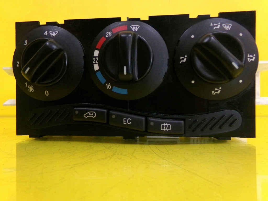 Панель керування обдув кондиціонера mercedes w168 1688300485 nr648 Недорого