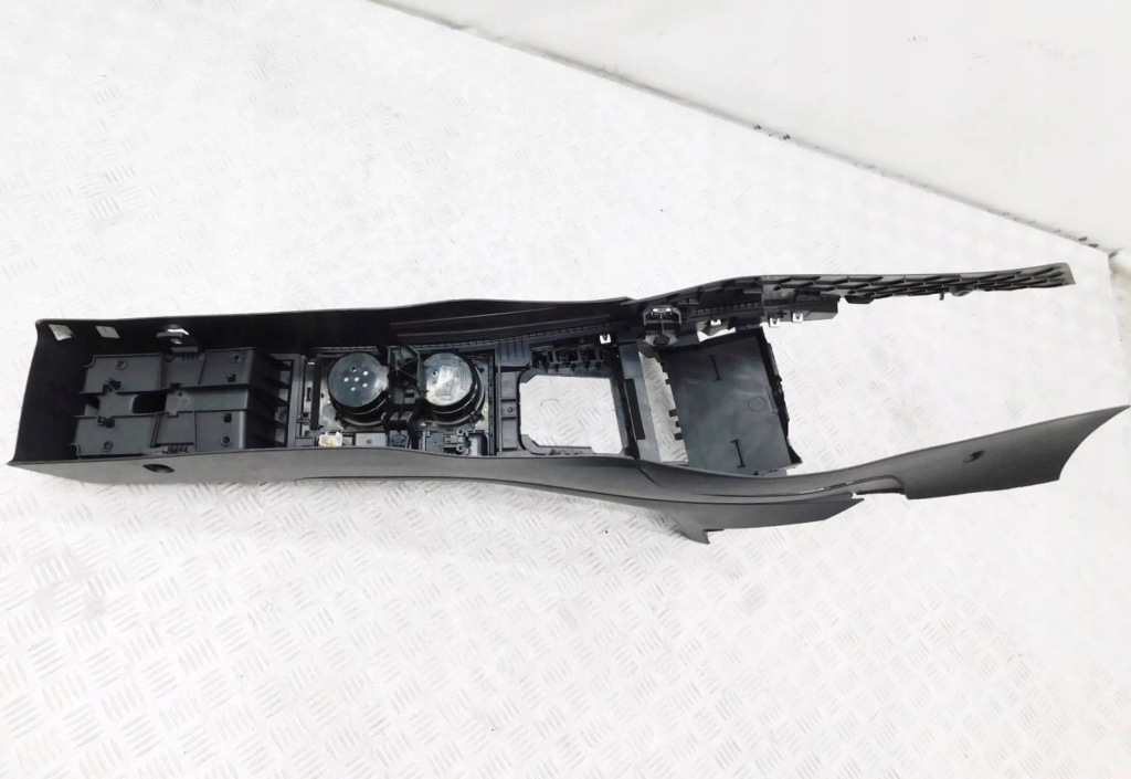 фото №4, Туннель средний - volkswagen golf vii eu