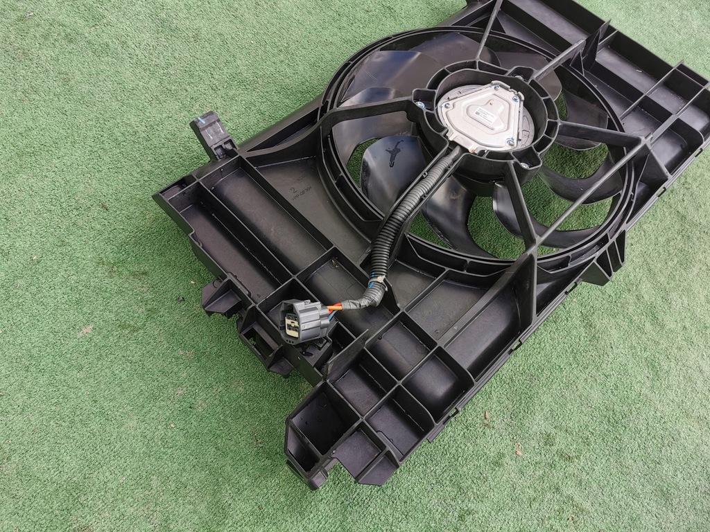 фото №10, Tesla model 3 17- вентилятор радиатора корпус 1077084-00-d