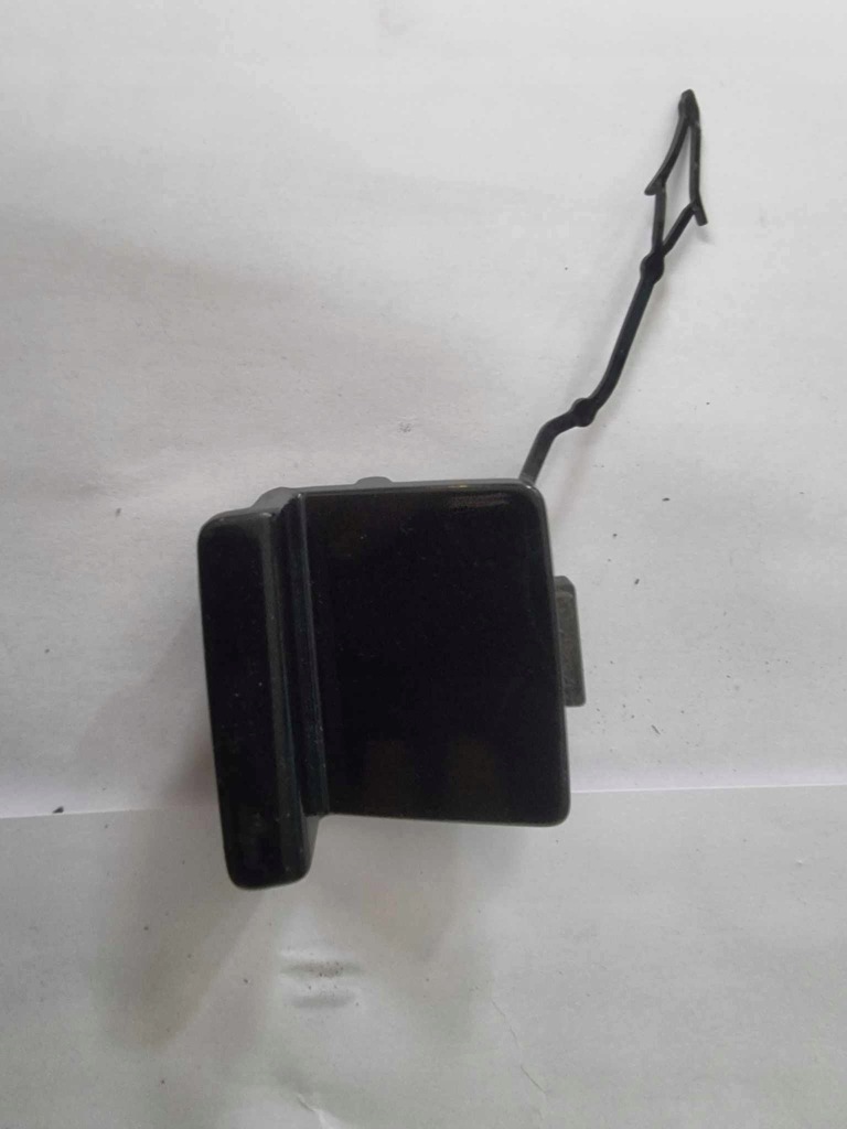 фото №1, Vw golf vii 7 lift - заглушка фаркоп бампера задня