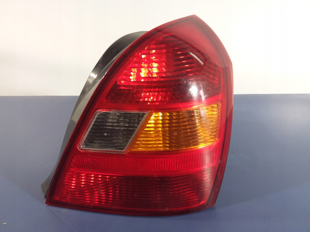 фото №1, Hyundai elantra ii лампа задняя правая