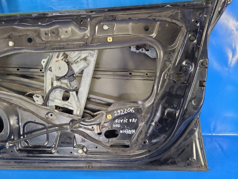 Двері передні перед правий 67010-smr-e00zz honda civic 5d 06-11 в Україні