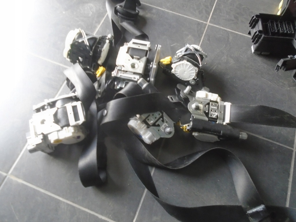 фото №7, Mercedes w251 pas безопасности перед задняя 6x lift