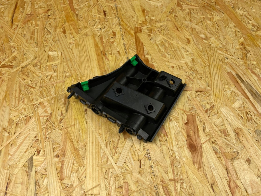 Кронштейн направляющая бампера перед правый volvo v40 ii 31425111 2012- с Разборки