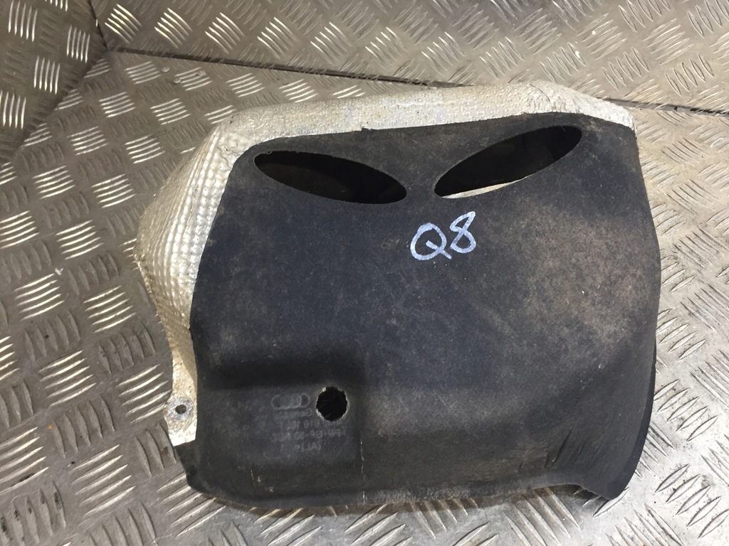 фото №1, Audi q8 q7 sq7 4m защита изоляция тепловая компрессор 4m0616105e