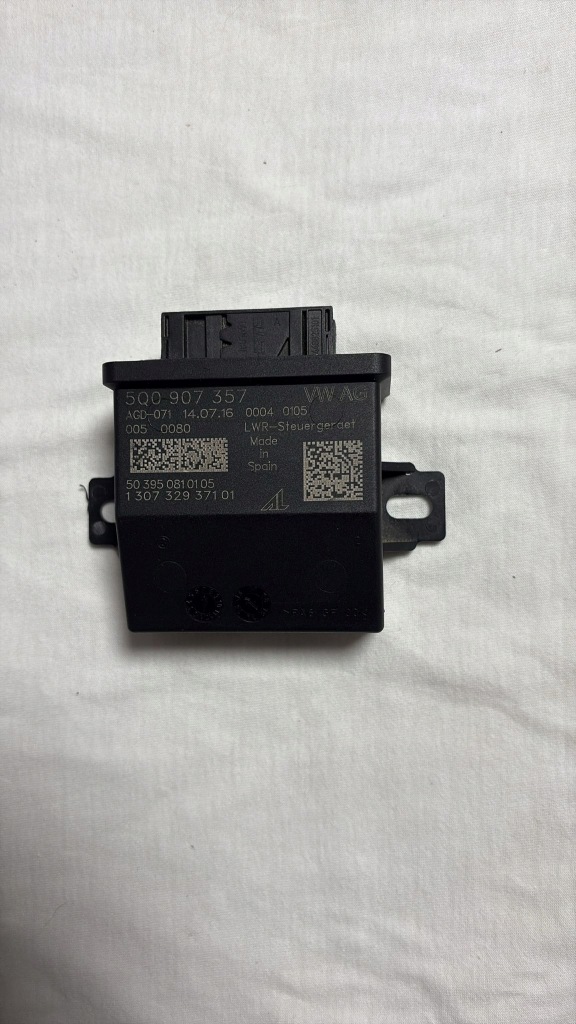 Купити Блок керування світла модуль ксенон audi a3 8v 5q0907357