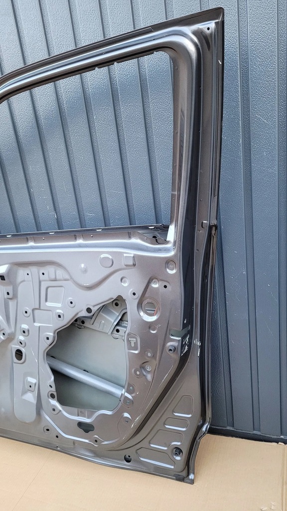 фото №9, Toyota yaris cross 20 дверь перед передние правое fv