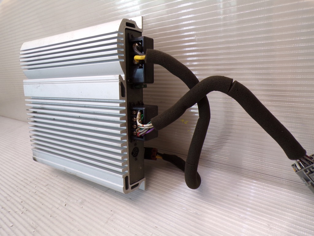 фото №2, Підсилювач радіо аудіо volvo c70 i dynaudio 3533876