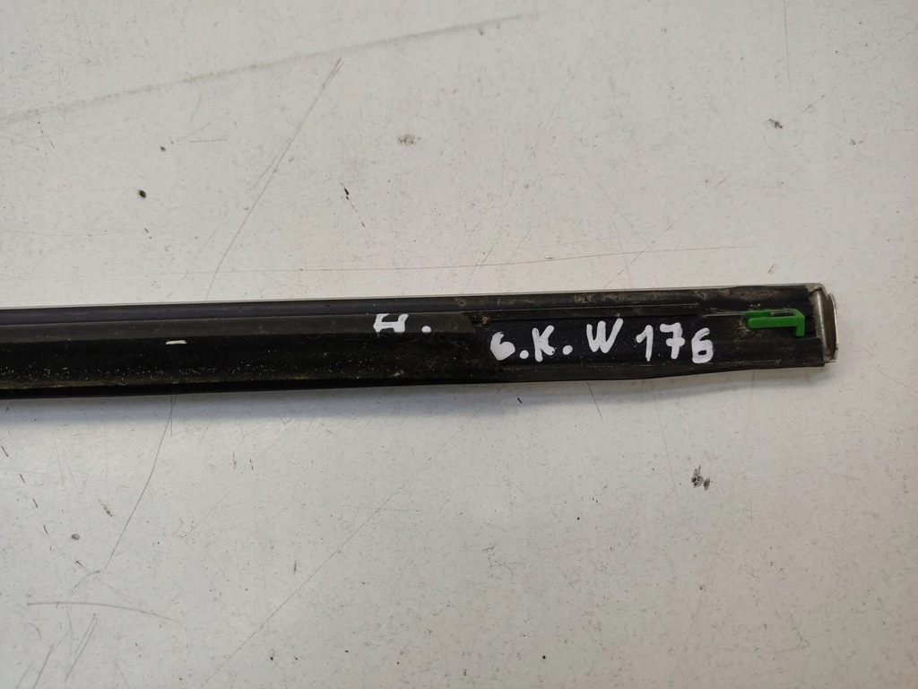 фото №7, Mercedes-benz a w176 2017 молдинг скло задній a1767350082