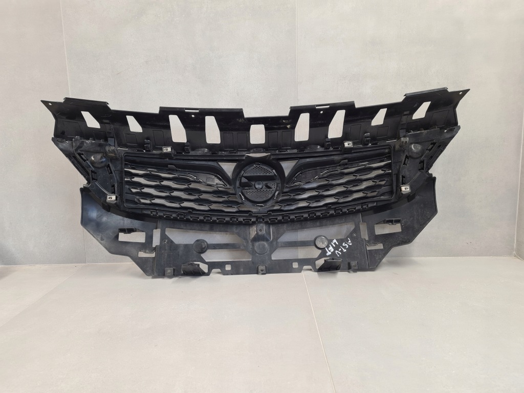 Решётка радиатора решётка радиатора хром бампера astra v k рестайлинг  оригинал 39130502 Киев