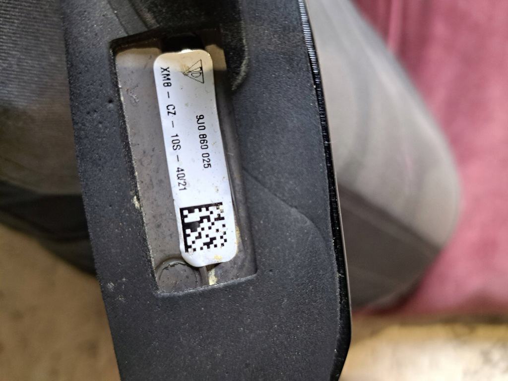 фото №7, Porsche taycan рейлінг даховий 9j0860025 чорний