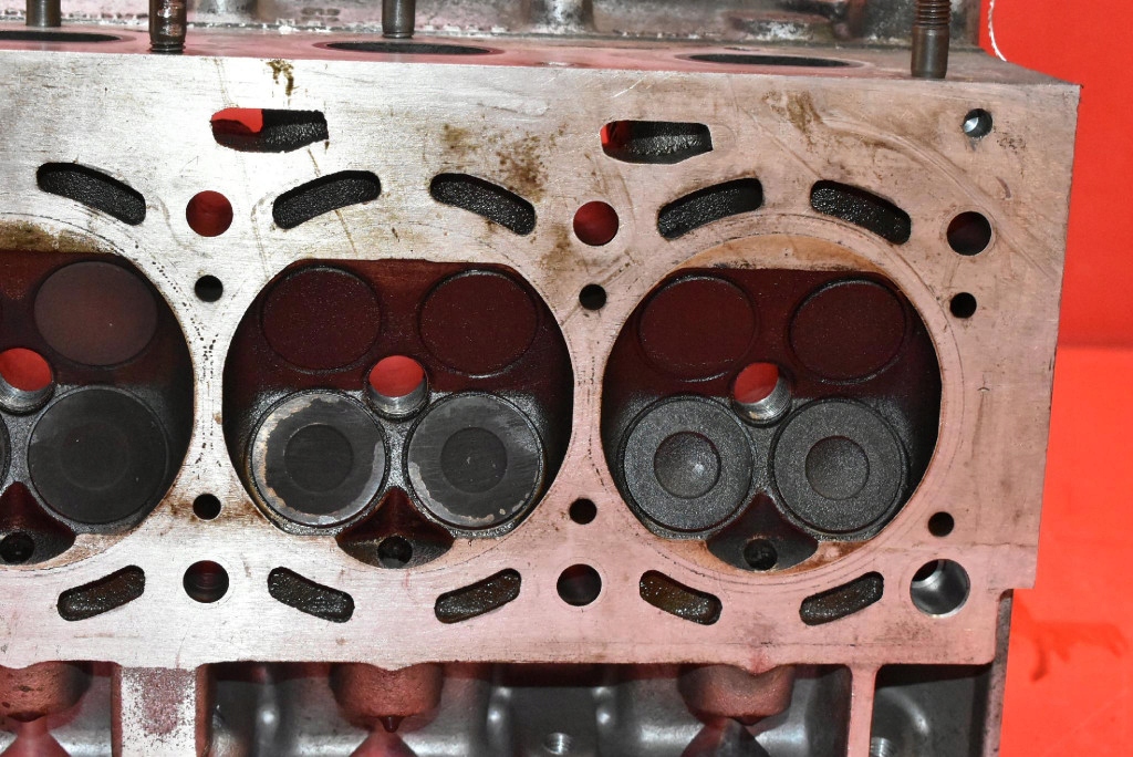 Головка двигателя 036103358f vw bora 1.6 fsi 16v 110 km 98-05 Цена