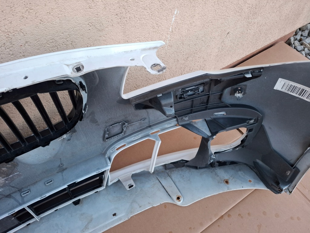 Бампер перед bmw 5 v f10 f11 рестайлінг  lci оригінал Доставка