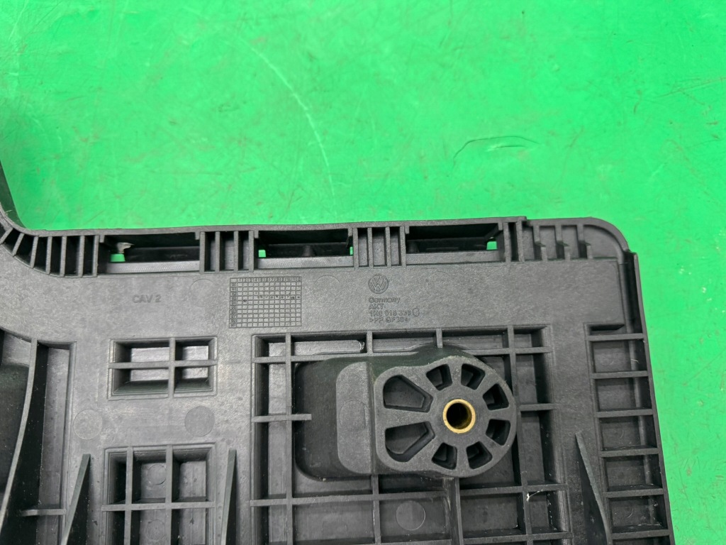 Купить Основание корпус аккумулятор 1k0915333c skoda octavia 2 2 04-