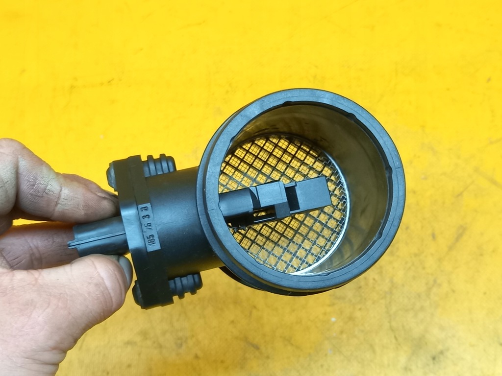 фото №7, Расходомер alfa romeo 147 2,0b 16v 0281002309