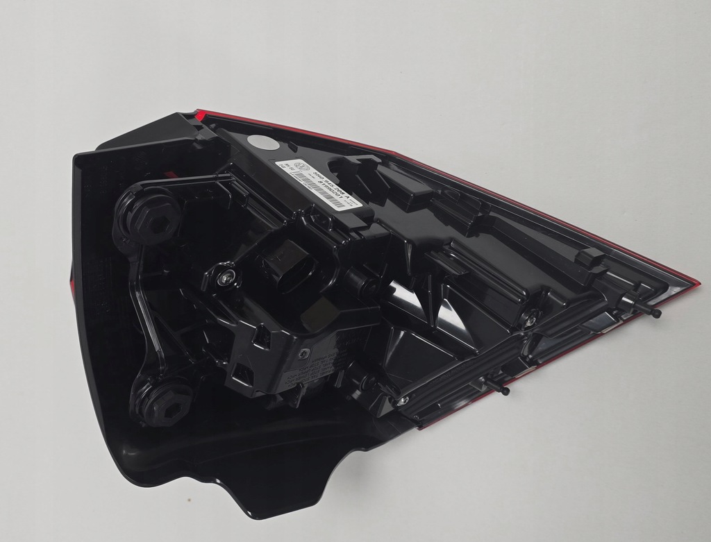 фото №13, Vw golf 8 kombi лампа правая задняя iq.light 5h0945208a