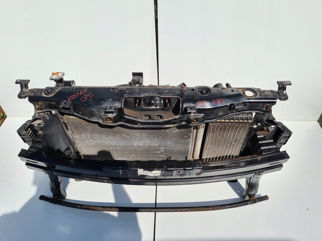 фото №1, Hyundai i40 1,7crdi комплект радіатор pas балка