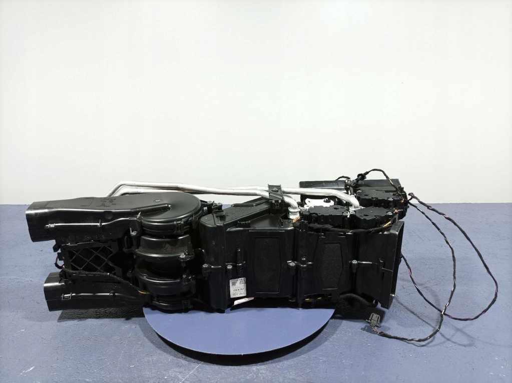 фото №5, Audi a8 d5 отопитель воздуха задняя задняя 4n0820004a