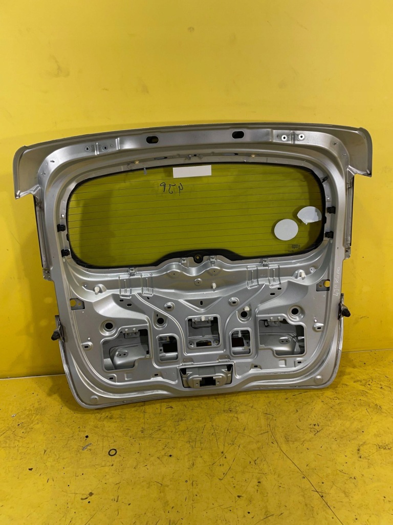 фото №7, Renault scenic iii 2010 задняя крышка багажника багажника rozebrana