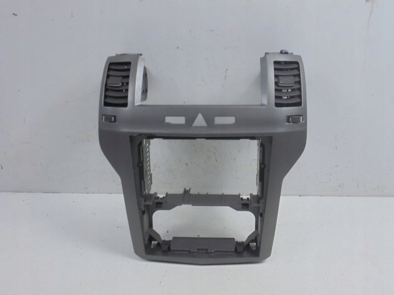 фото №7, Opel zafira b консоль средняя рамка радио 13162556 331985437