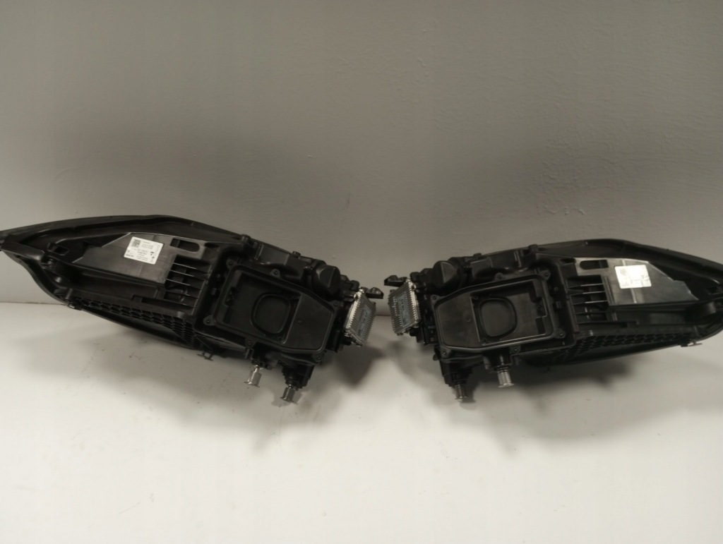 Фара ліхтарі  full led cayenne 9y0 рестайлінг  9y0941082l 9y0941081m нове в Україні