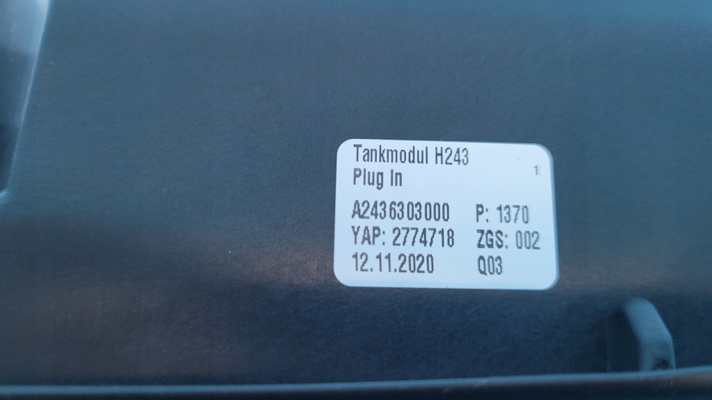 Mercedes eqa 250 21r кришка заливної пального заряджання a2436303000 Недорого