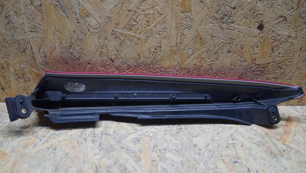 фото №8, Лампа правый задняя volvo xc90 i верхний