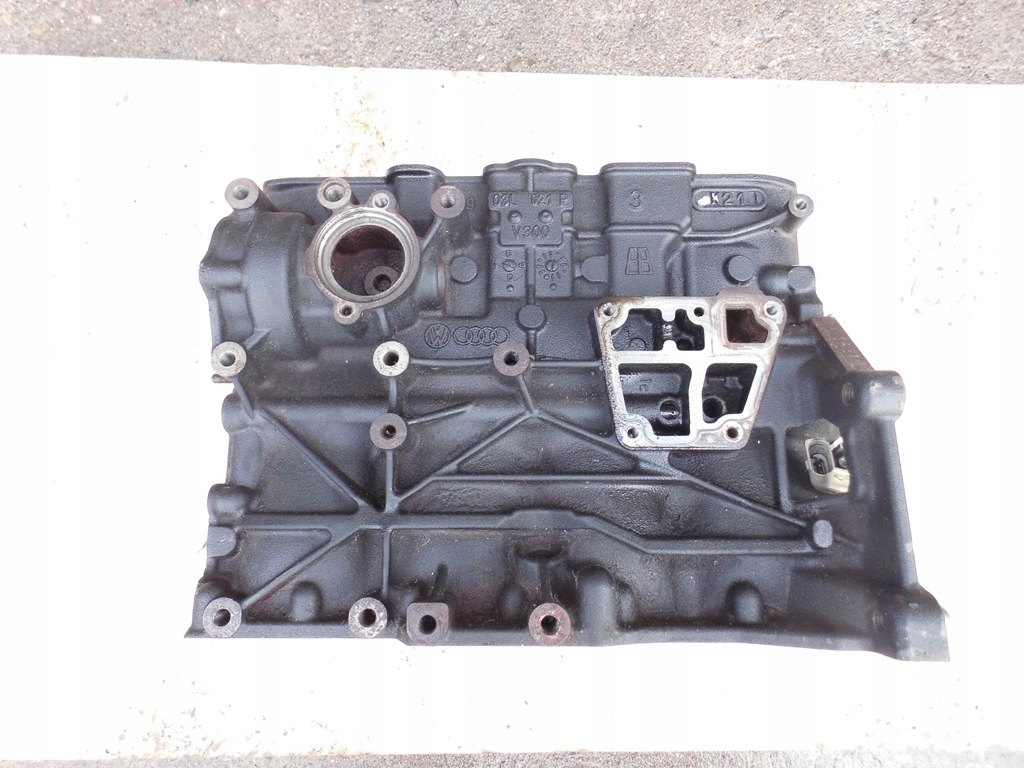 фото №10, Блок двигуна поршні wał octavia leon ii golf vi a3 8p caddy 2k 1.6tdi cay