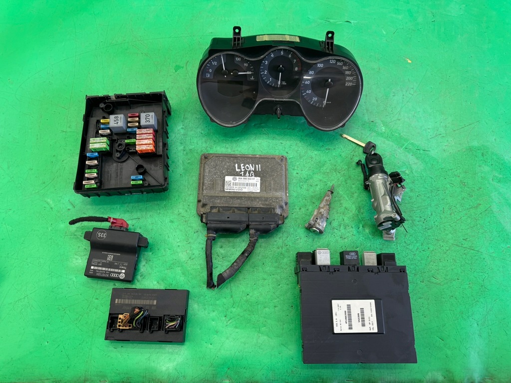 фото №1, Бортовий комп'ютер набір стартовий імобілайзер запуск 06a906033ff seat leon ii 1.6 mpi 8v 05-