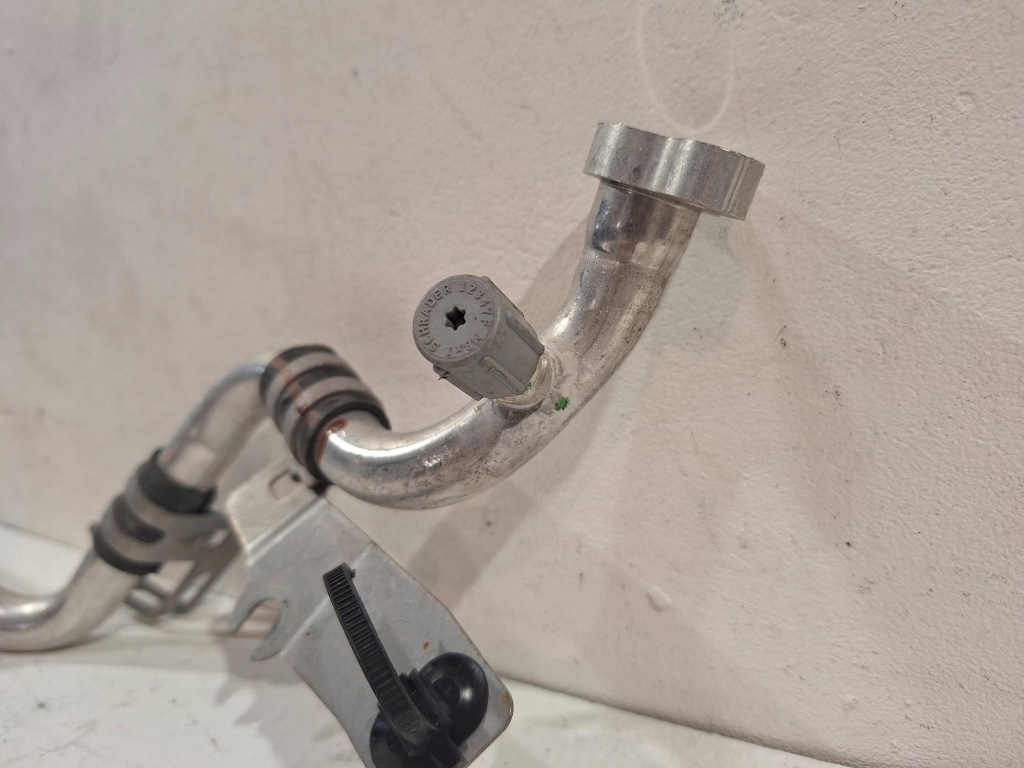 фото №3, Шланг кондиціонера 924804708r renault clio v 1.0 tce 19-