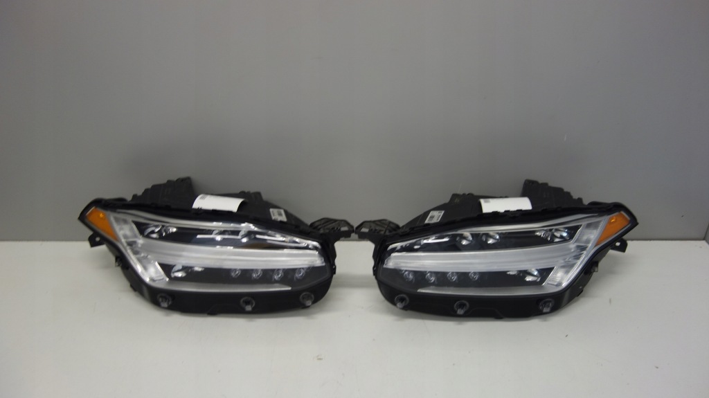 фото №1, Volvo xc90 ii лампи передні комплект usa