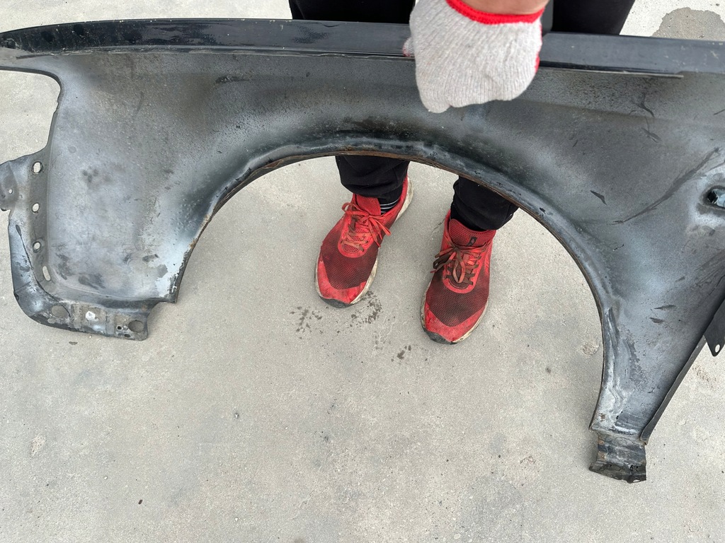 фото №12, Крыло правый перед audi a6 c5 чёрный lubelskie