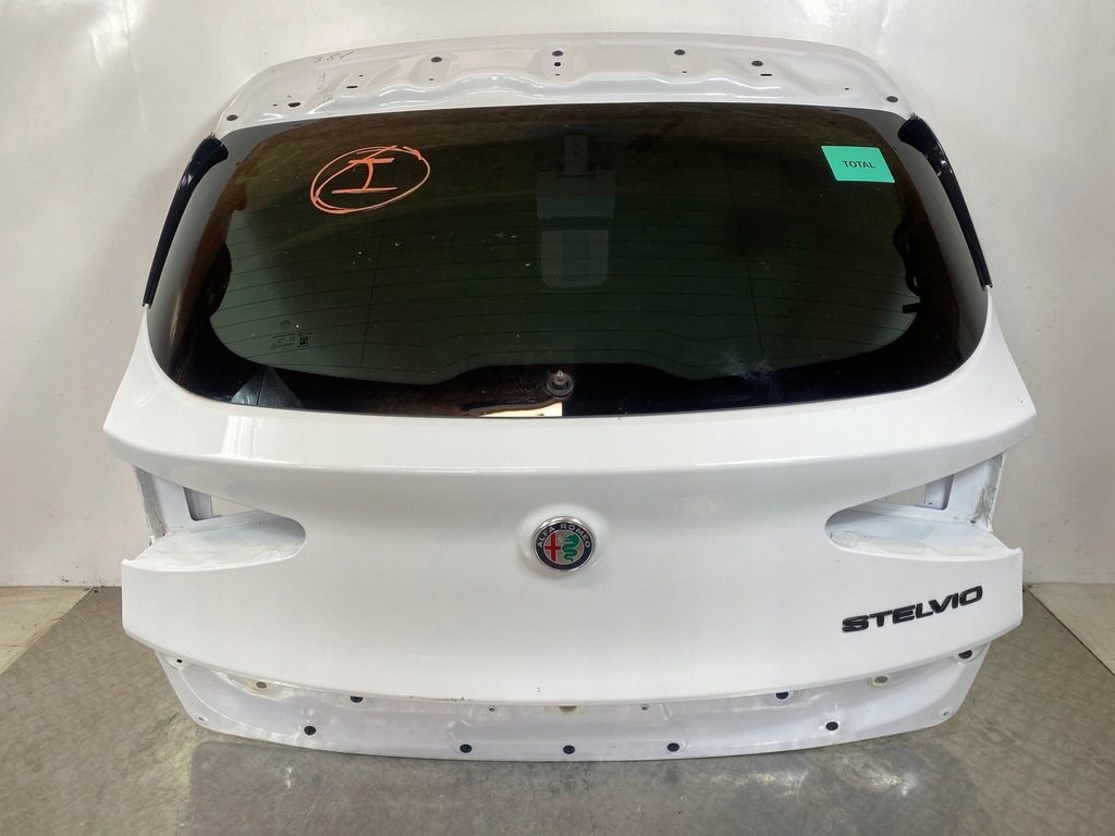 фото №1, 2021 alfa romeo stelvio крышка багажника багажника