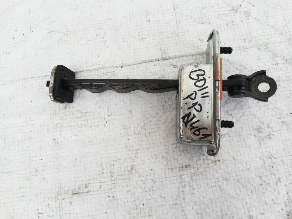 фото №1, Ограничитель дверь правый перед hyundai i30 iii 17-