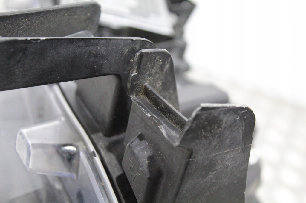 фото №10, Лампа лівий перед led espace 5 v 260608819r