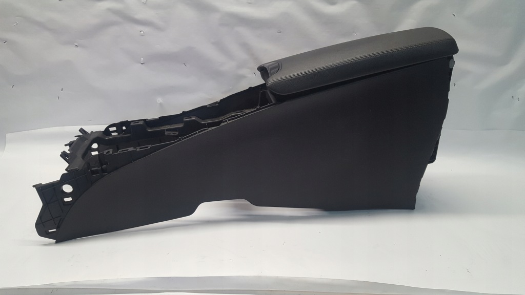 фото №1, Toyota avensis t29 15-18r тунель центральний підлокітник