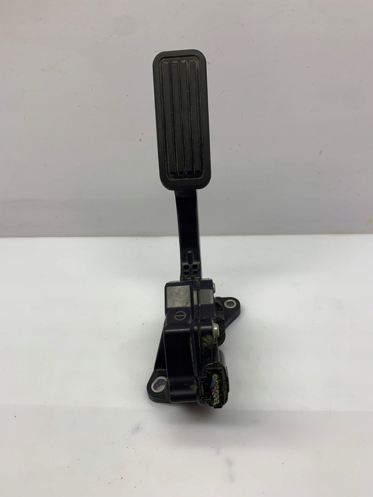 фото №1, Потенциометр педаль газа toyota 78110-74010