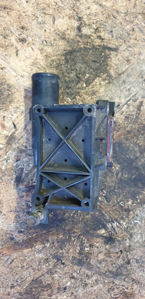 фото №3, Корпус термостата mazda 6 1,8