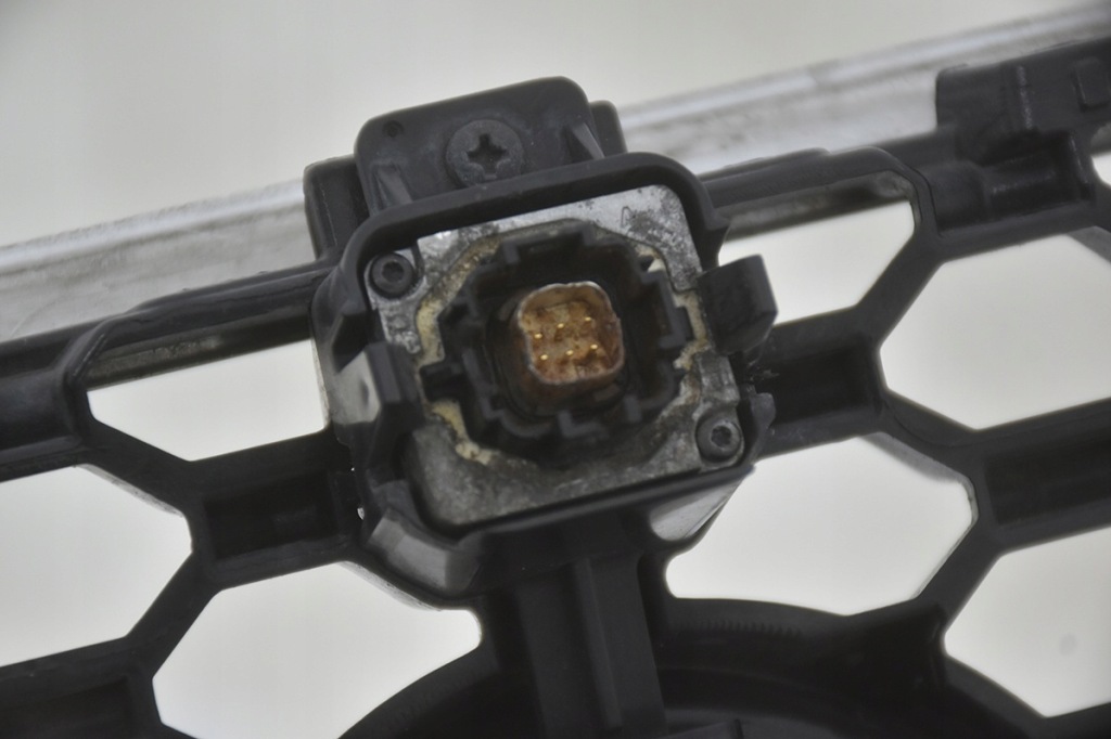 Решітка радіатора решітка  бампера перед jaguar f-pace x761 hk83-018k28-aa камера Київ