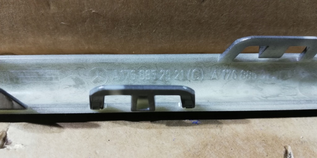 фото №7, Mercedes a klasa 176 amg молдинг дифузор бампера