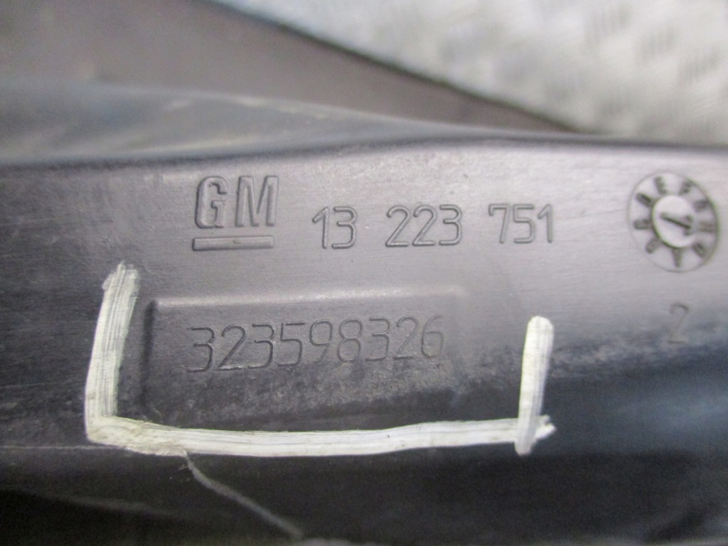 Підсилювач балка бампера перед opel corsa d 11-14r 1.4b 16v 13223751 Зі Шроту