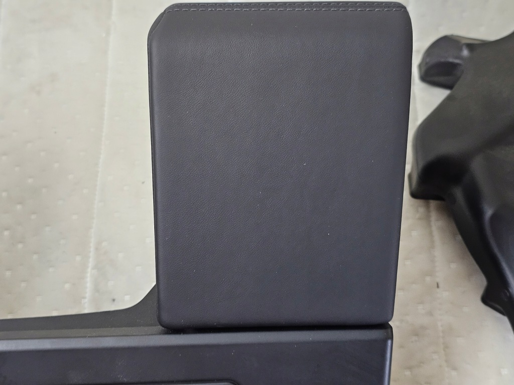 фото №5, Захист заглушка коліна подушка подушка безпеки колінна porsche panamera 970