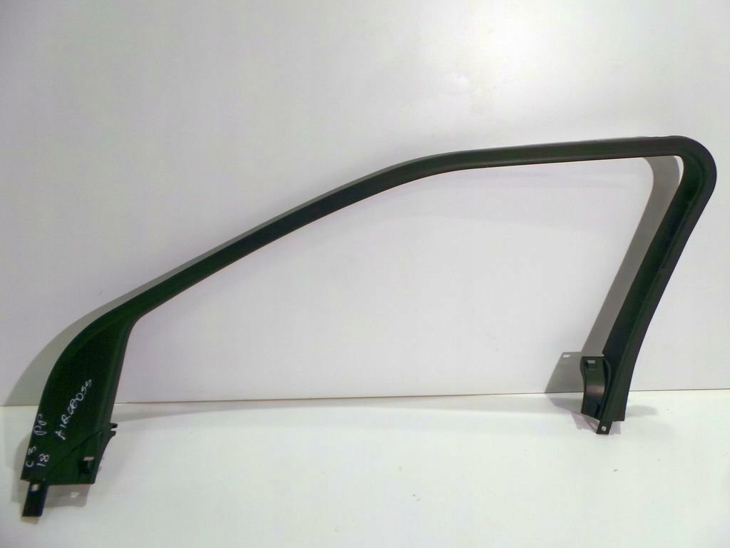 фото №1, Citroen c3 aircross 2018 рамка дверь стекло перед