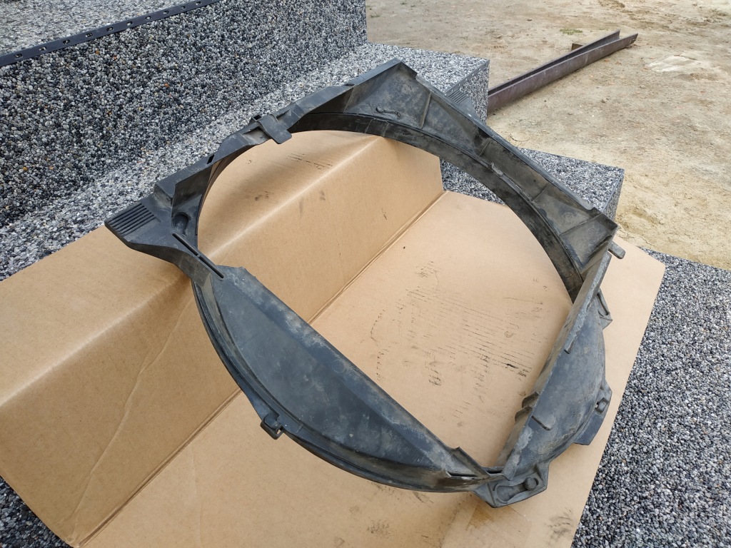 фото №8, Корпус защита вентилятора радиатора mercedes 124 w124 3.0 m103 1245052655