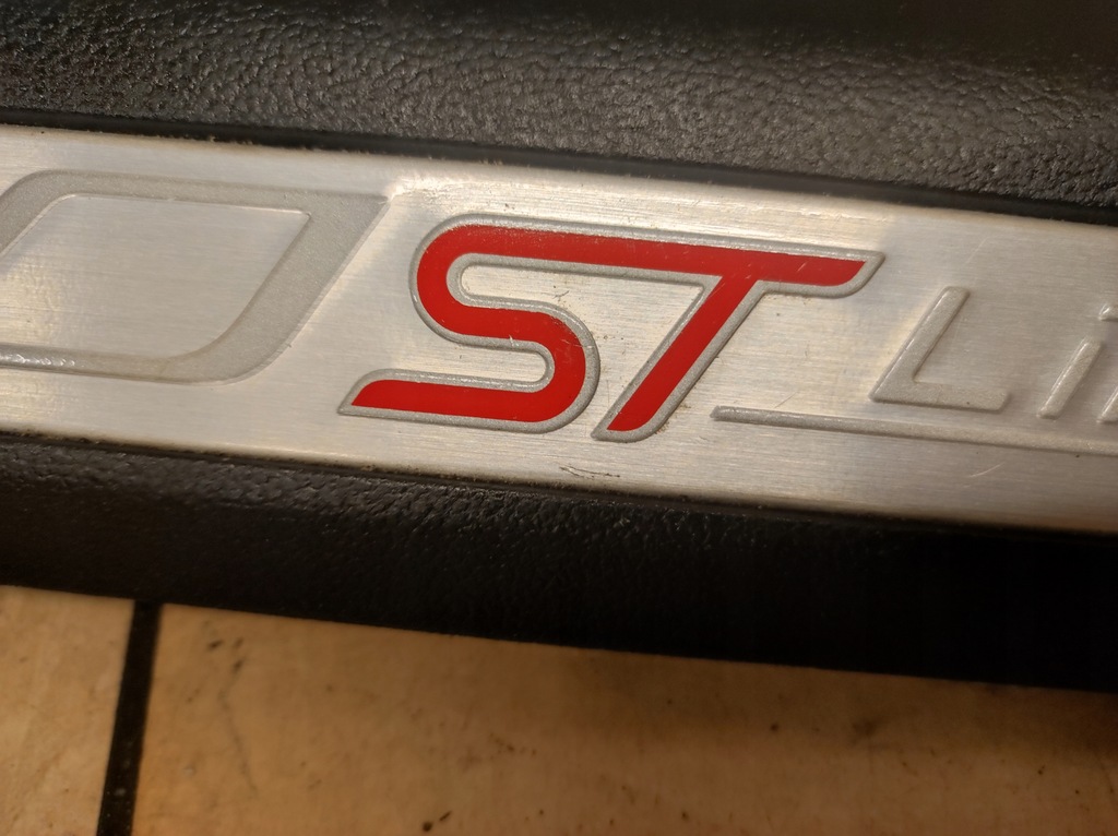 фото №7, Молдинг накладка защита порог порог правая перед explorer vi 6 st-line