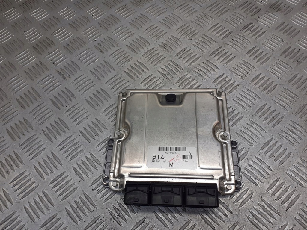 фото №1, Бортовой компьютер двигателя блок управления space star mr993816