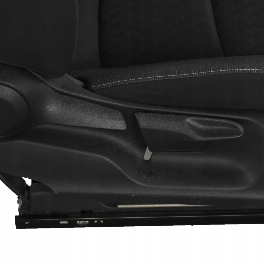 Сидіння заднє сидіння комплект toyota yaris iv p21 в Україні