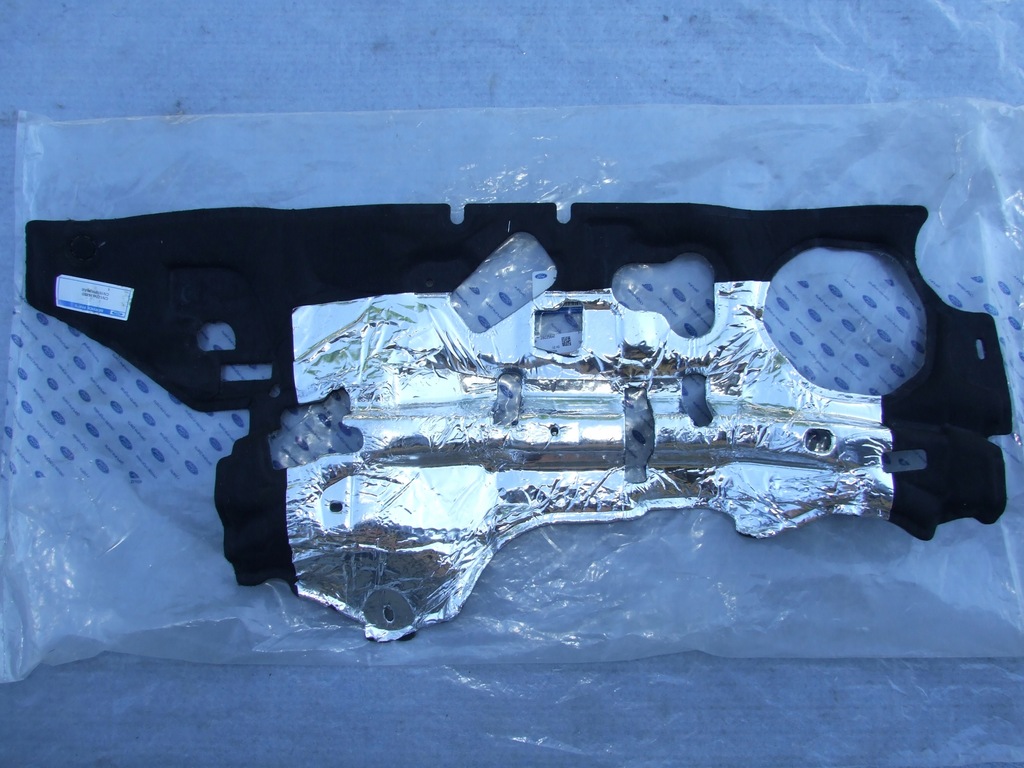 фото №1, Шумоизоляция стены отсек двигателя ford ecosport