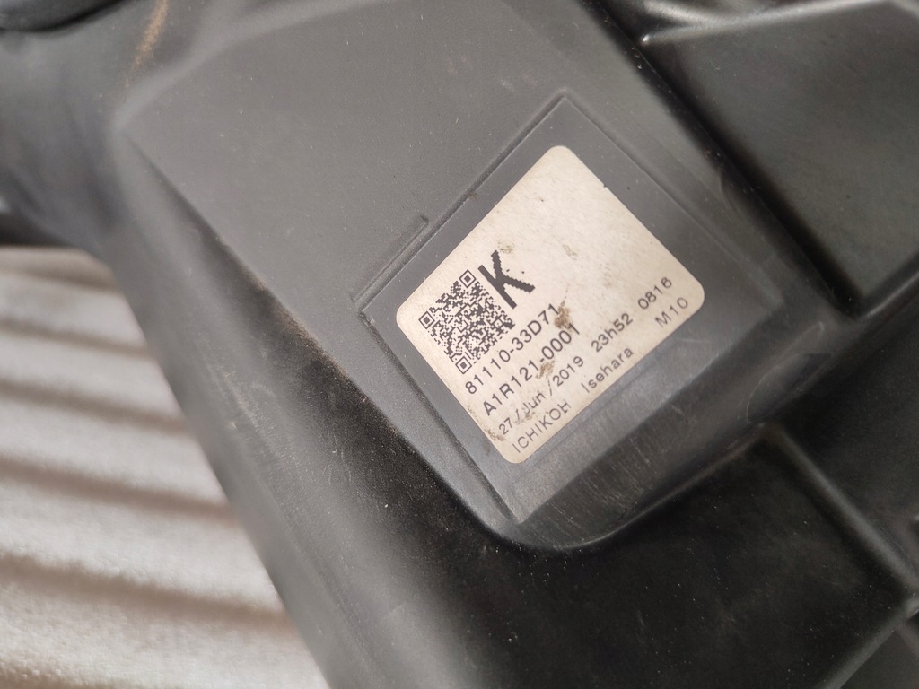 фото №3, Toyota camry 8 led правая eu